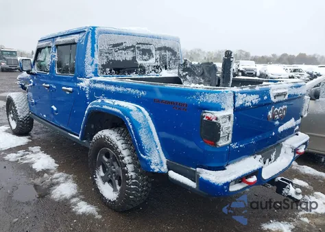 2020 Jeep Gladiator Rubicon 4X4 z USA, uszkodzony, nr VIN 1C6JJTBG9LL209082